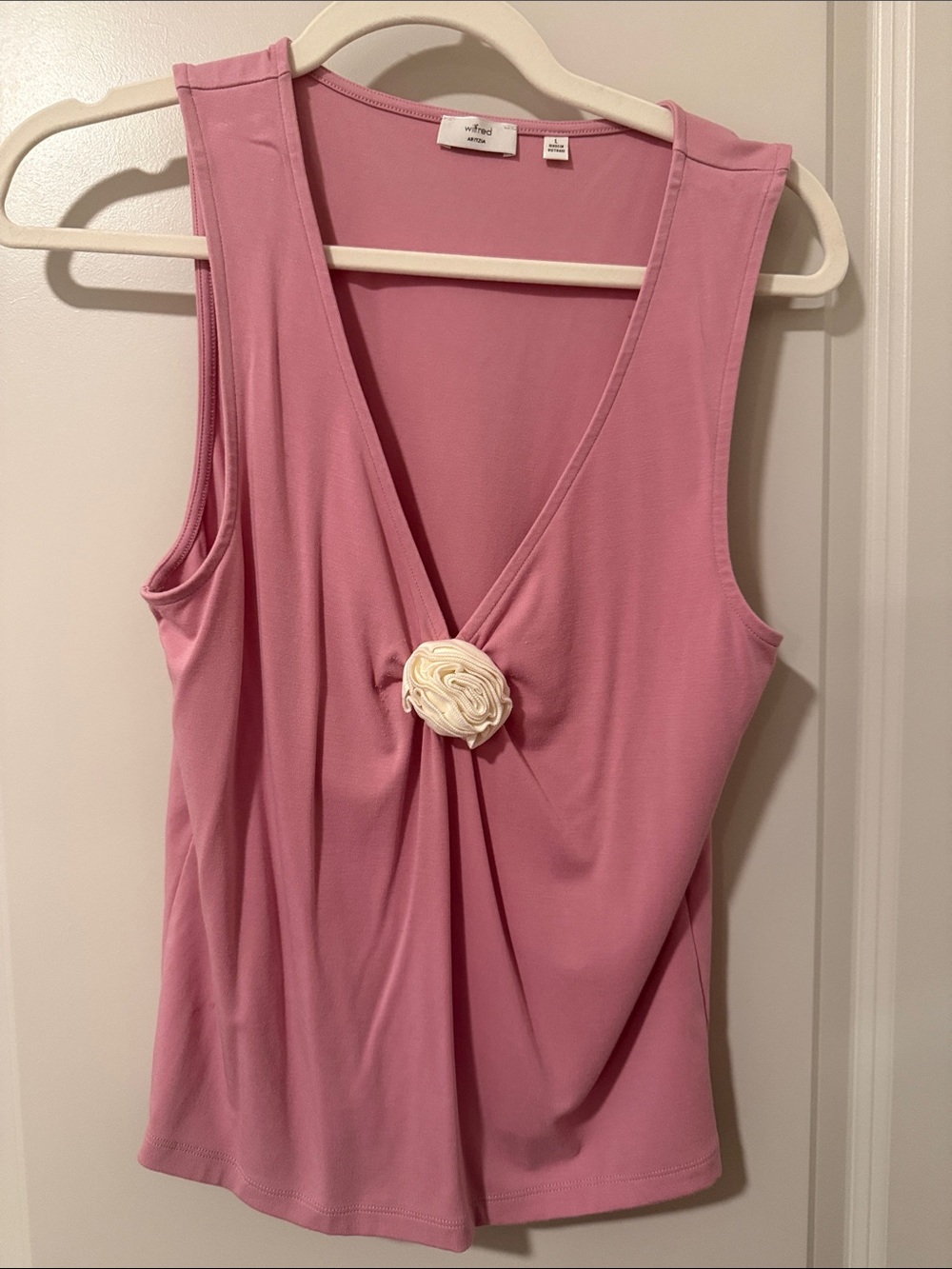 Aritzia Wilfred Pink Tank with White Rose